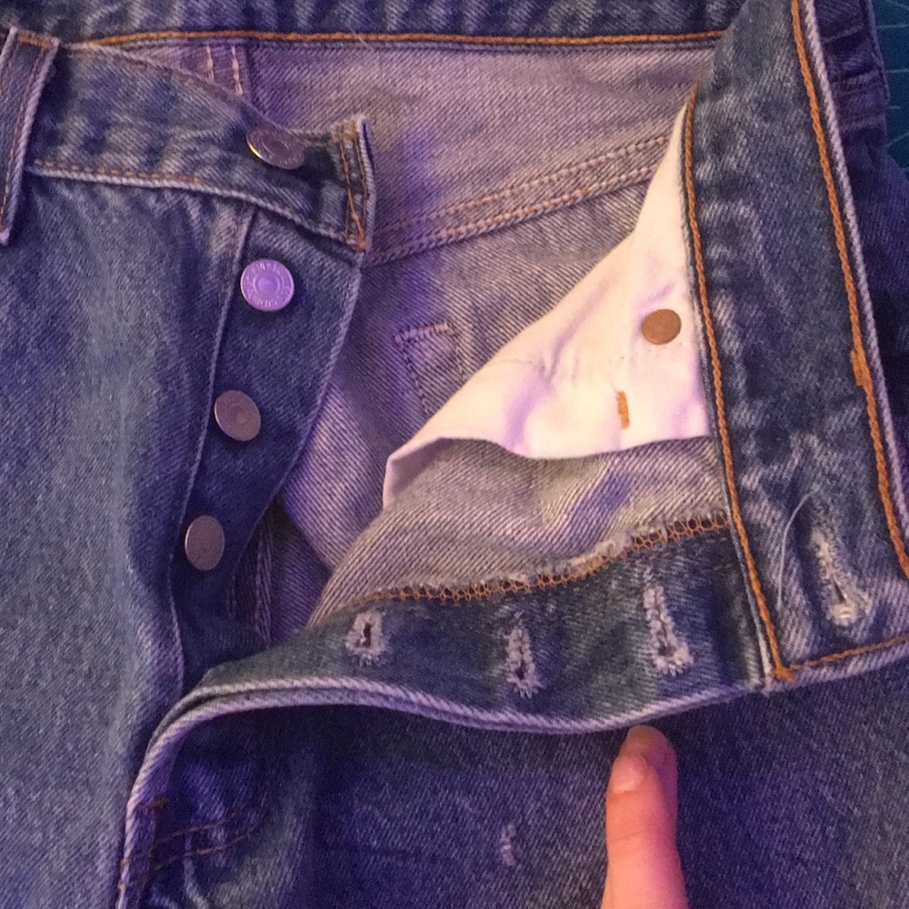Levi’s - Picture 2 of 7